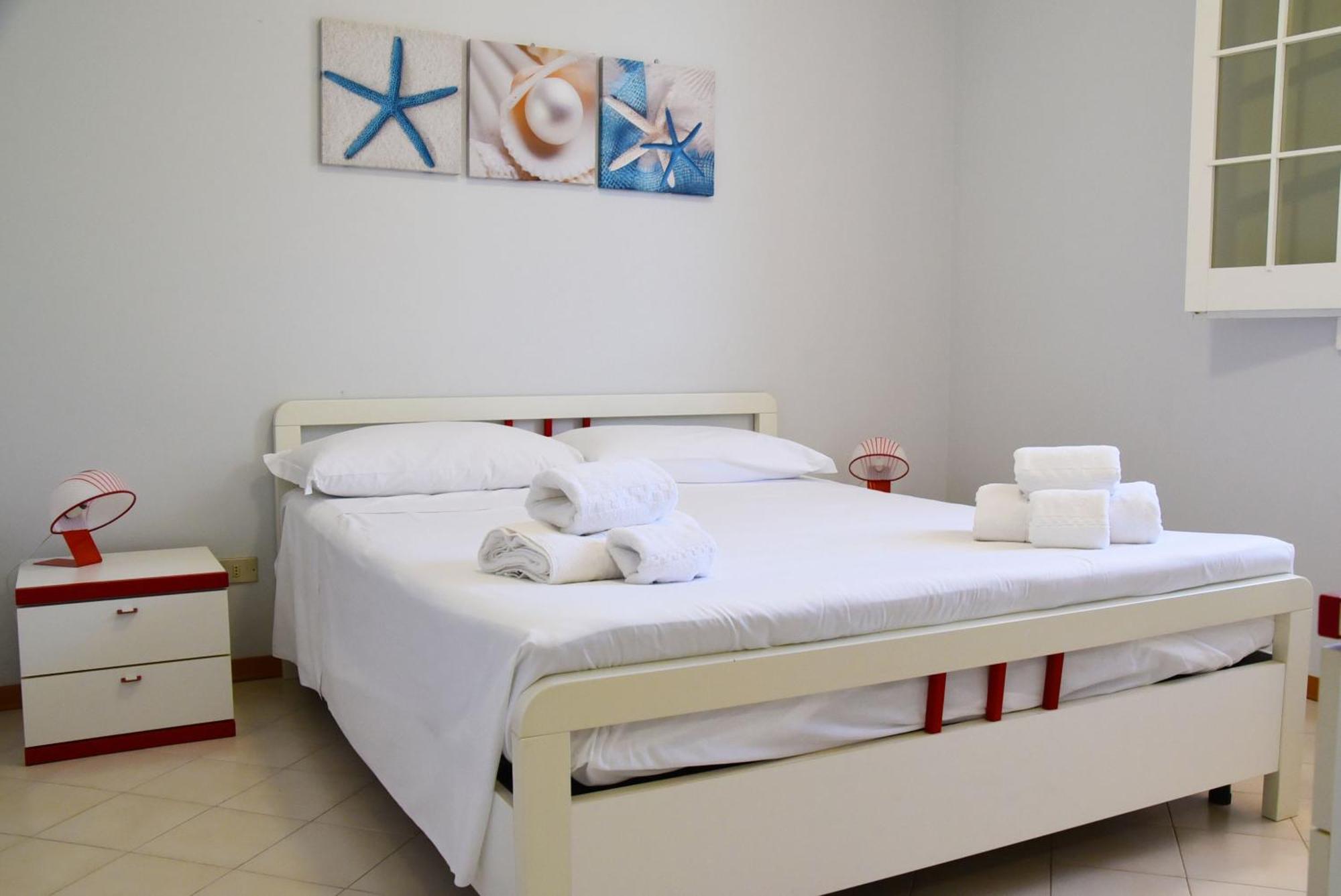 Punta Di Mola House Apartamento Marina di Ragusa Exterior foto